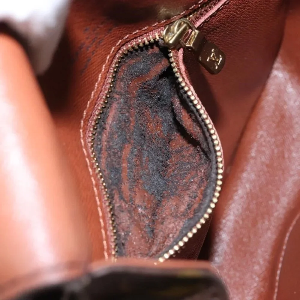 Authentic LOUIS VUITTON Monogram Saint Cloud MM Shoulder Bag M51243 LV - Picture 3 of 16